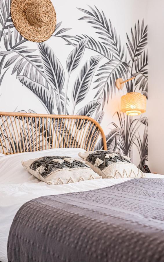 Villa Des Oliviers Sublime Avec Piscine Chauffee Et Privee Et Baby Foot Bon-Encontre